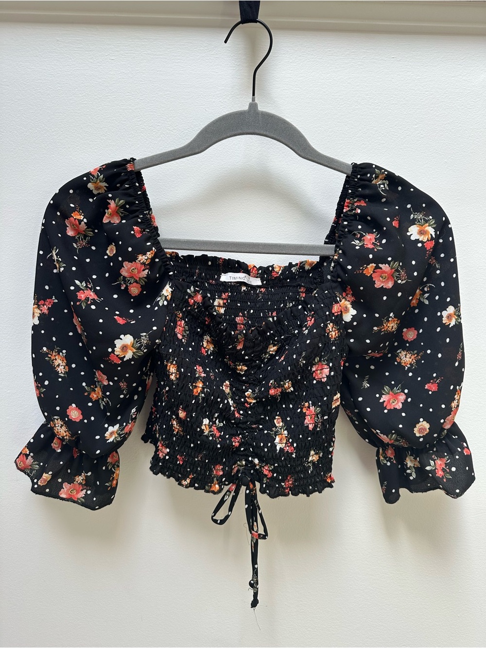 Floral Puff-Sleeve Smocked Crop Top - Black